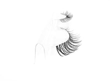 Load image into Gallery viewer, Chelsea